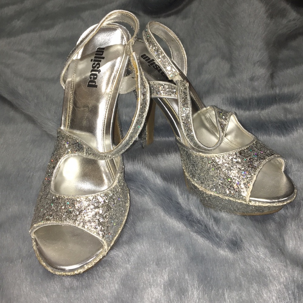 👠SPARKLING PROM HEALS👠